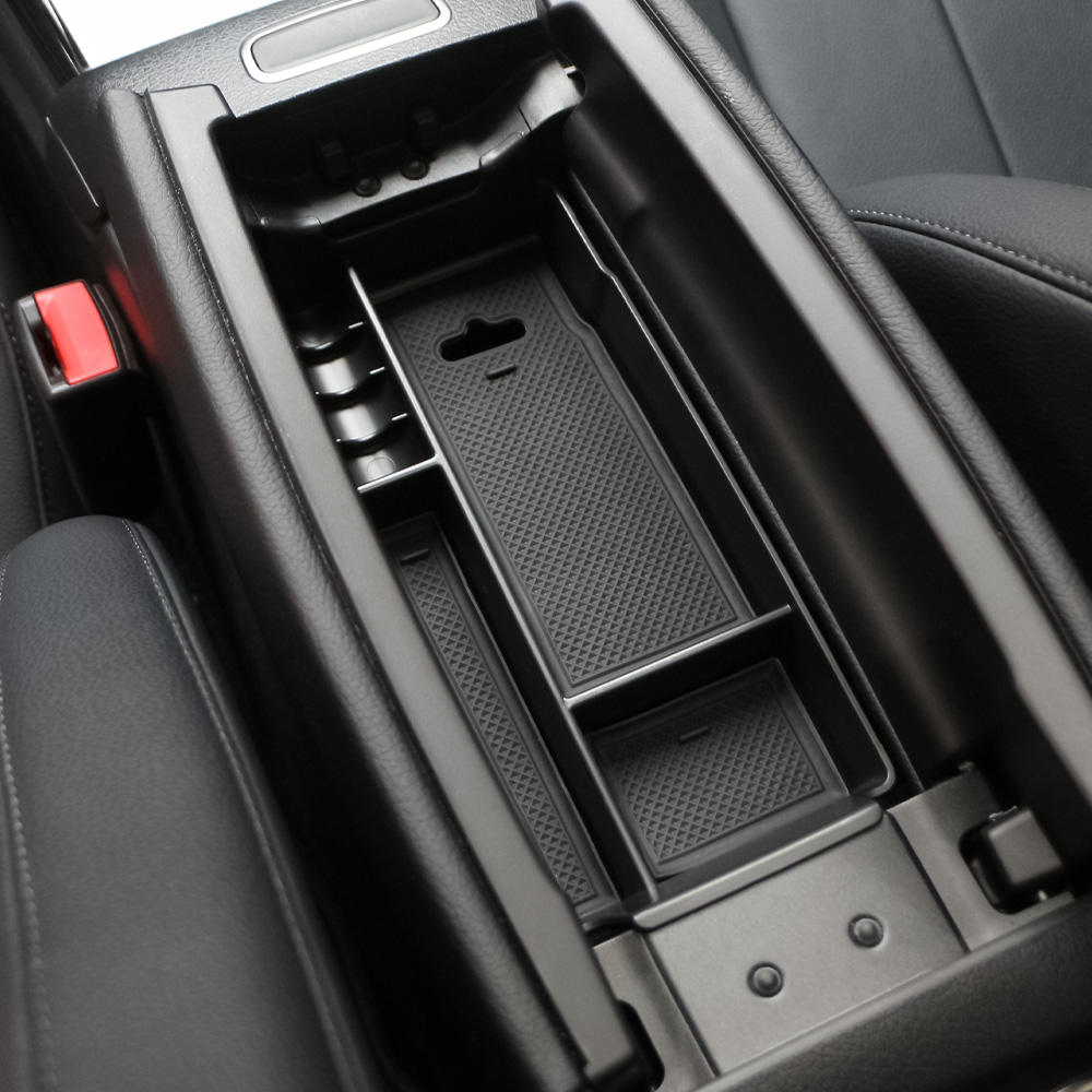 Car Accessories Essentials - Baki kotak penyimpanan sandaran tangan mobil,